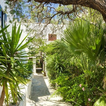 Studios & Suites Rania Mykonos Town Exteriör bild