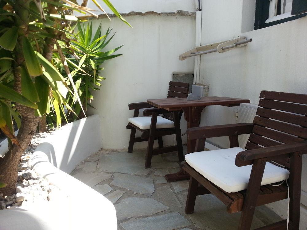 Studios & Suites Rania Mykonos Town Exteriör bild
