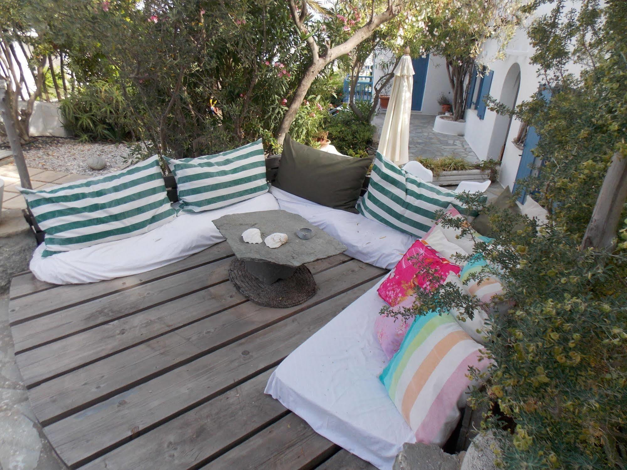 Studios & Suites Rania Mykonos Town Exteriör bild