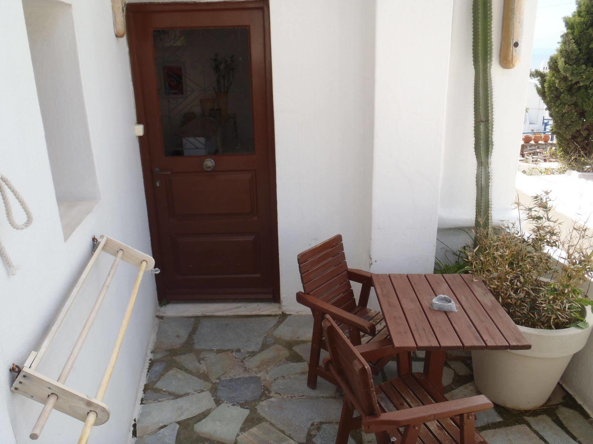 Studios & Suites Rania Mykonos Town Exteriör bild